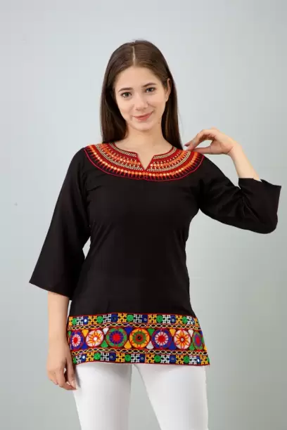 Women Embroidered Viscose Rayon Straight Kurta  (Black)